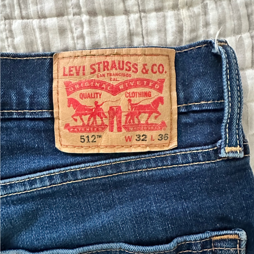 Men’s Levi 512 jeans